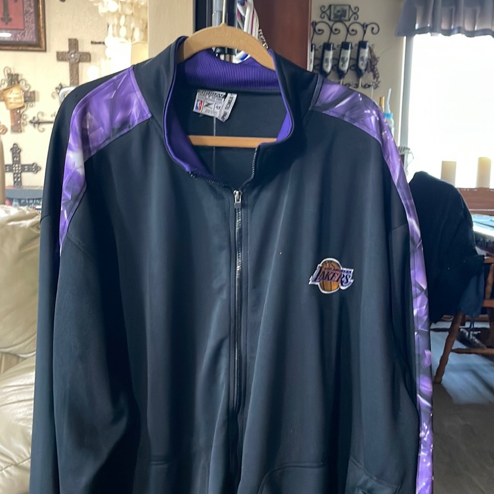 Lakers